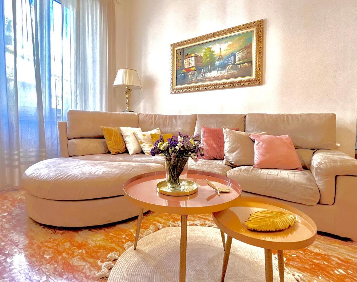 Lejlighed Elegant House In